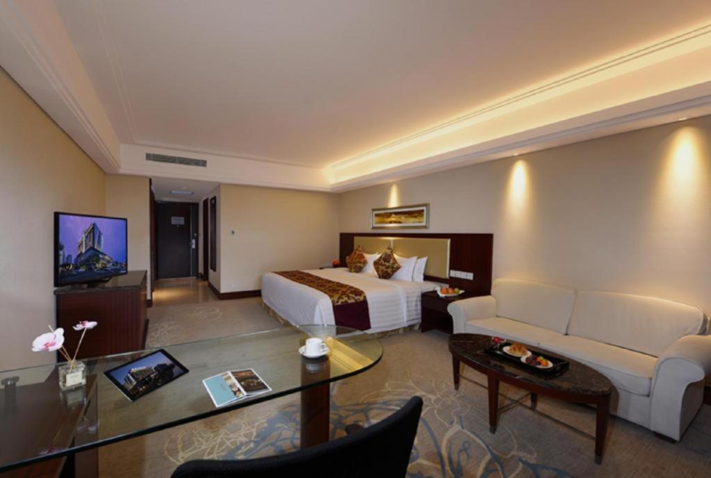 Shuguang International Hotel Kunshan Kunshan  Exterior photo