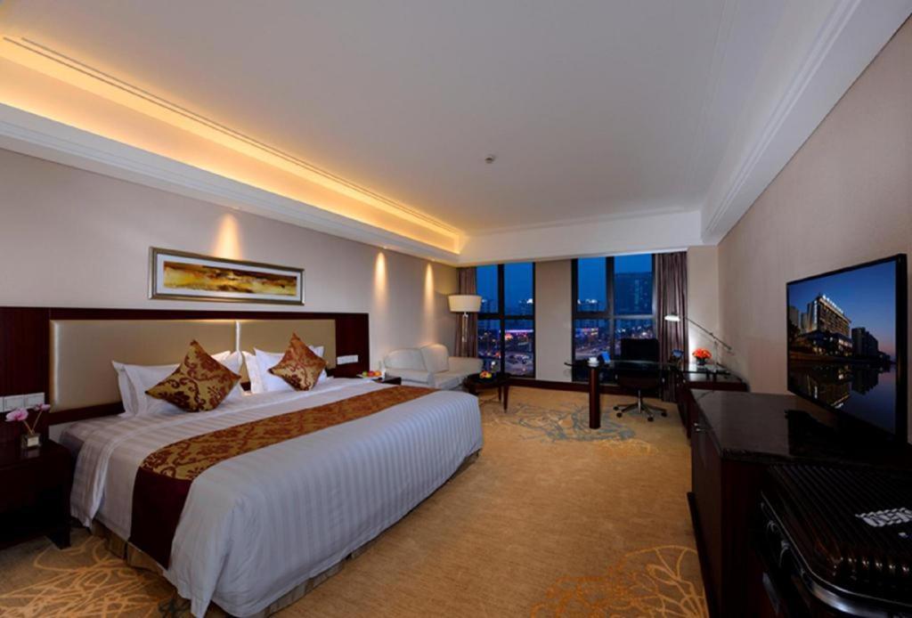 Shuguang International Hotel Kunshan Kunshan  Exterior photo