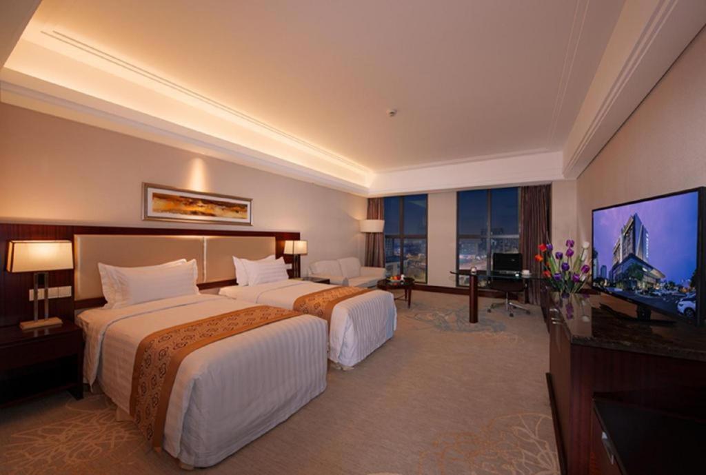 Shuguang International Hotel Kunshan Kunshan  Exterior photo